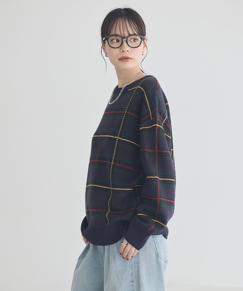 earth music&ecology(アースミュージックアンドエコロジー)の「チェックジャガードニットプルオーバー(ニット/セーター・レディース・ブルー系その他5/ブラウン系その他4・FREE)」の5枚目の写真