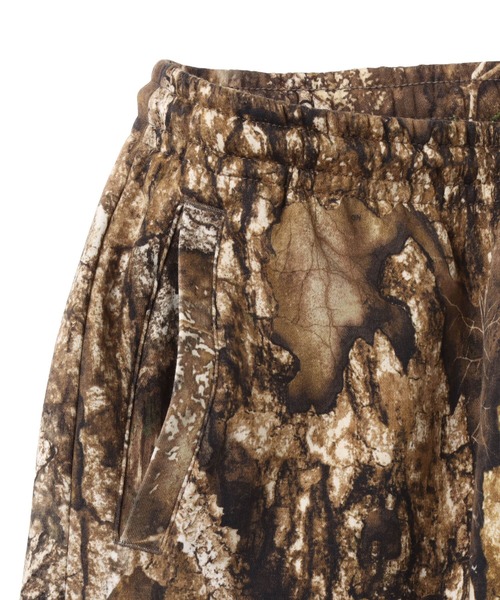 JORDAN BRAND(ジョーダンブランド)の「JORDAN BRAND M J BRK FLC PANT RLT / ジョーダン ブランド ジョーダン BRK フリース パンツ RLT / NIKE【SP】(その他パンツ・メンズ・リアルツリーカモ・S/M/L/XL/XXL)」の3枚目の写真
