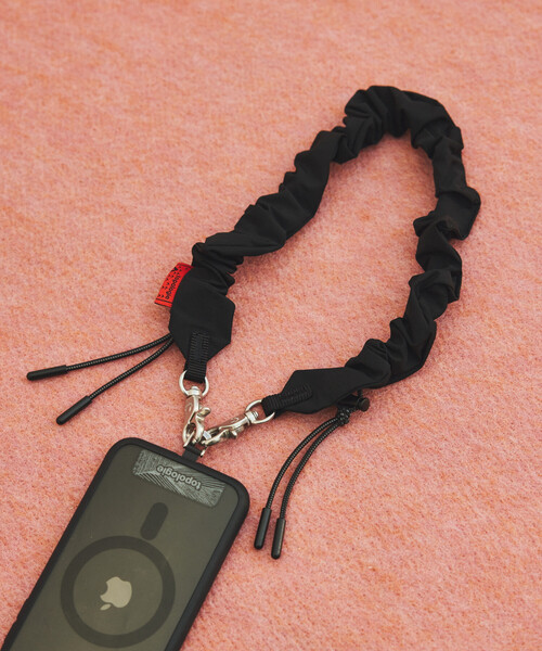 Topologie(トポロジー)の「Topologie/トポロジー Bungee Wrist Strap バンジーリストストラップ(ストラップ単体)(スマホグッズ・メンズ・ナチュラル/ブラック/サックスブルー・ONE SIZE)」の6枚目の写真