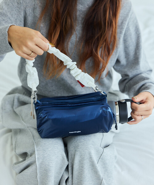 Topologie(トポロジー)の「Topologie/トポロジー Bungee Wrist Strap バンジーリストストラップ(ストラップ単体)(スマホグッズ・メンズ・ナチュラル/ブラック/サックスブルー・ONE SIZE)」の17枚目の写真