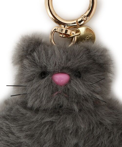 SHOO・LA・RUE（シューラルー）の「ファー手乗りチャーム（チャーム・レディース・アイボリー/ダークグレー/ベージュ・00）」の6枚目の写真