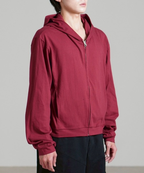Chikashitsu +(チカシツプラス)の「【Chikashitsu +】light touch cropped hoodie / 【チカシツプラス】ライトタッチクロップドパーカー(パーカー・メンズ・ブラック/レッド/グレー・ONE SIZE)」の7枚目の写真