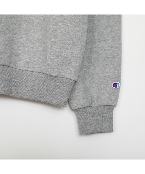 Champion(チャンピオン)の「チャンピオン CREW NECK SWEATSHIRT_(スウェット・レディース・ホワイト/ライトグレー/ダークグリーン/チャコールグレー/ダークブルー・M/L)」の17枚目の写真