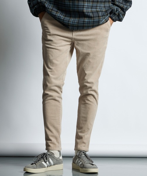 LANVIN en Bleu(ランバンオンブルー)の「ストレッチコーデュロイ スキニーパンツ(スラックス・メンズ・ライトグレー/ブラック/アイボリー・52/50/48/46)」の6枚目の写真