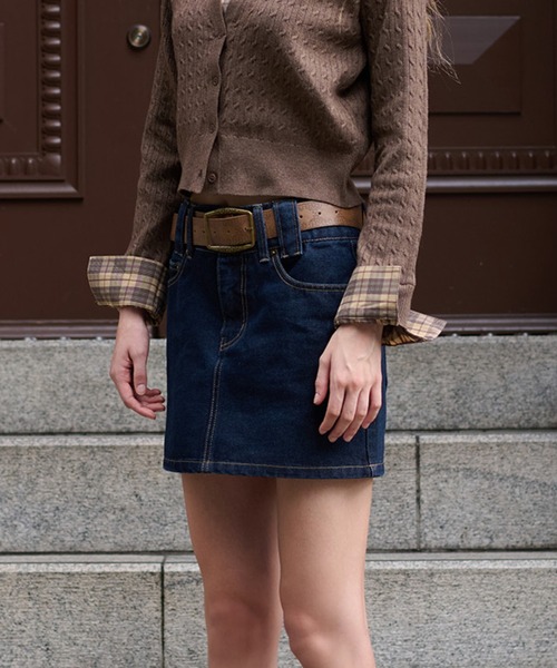 hazyl(ヘイジル)の「stitch denim skirt / ステッチデニムスカート(スカート・レディース・ブラック/ブルー・SMALL/MEDIUM)」の6枚目の写真