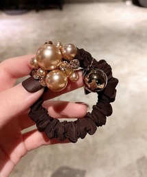 LETee（レティー）の「パール＆ストーン付シュシュ（シュシュ）」