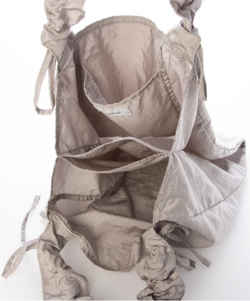 CACHELLIE（カシェリエ）の「GATHER RIBBON TOTE（トートバッグ・レディース・イエロー/ベージュ/ミント/グレー・FREE）」の6枚目の写真