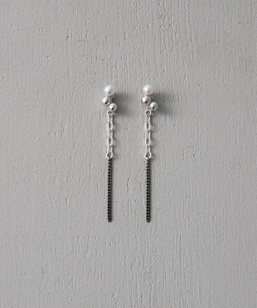 and cloud（アンドクラウド）の「Gradation Pearl Pierce（ピアス（両耳用）・レディース・シルバー系その他・FREE）」の2枚目の写真