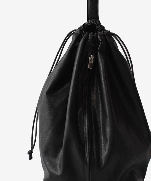 シンセティックレザー バケットバッグ / SYNTHETIC LEATHER BUCKET BAG