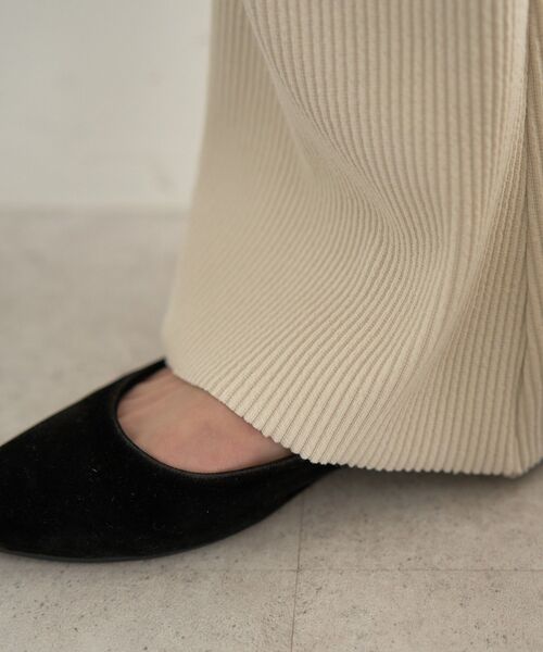 earth music&ecology（アースミュージックアンドエコロジー）の「【静電気防止】セルフカットテレコフレアパンツ（その他パンツ・レディース・ブラウン/ブラック/ライトベージュ・M/S）」の16枚目の写真