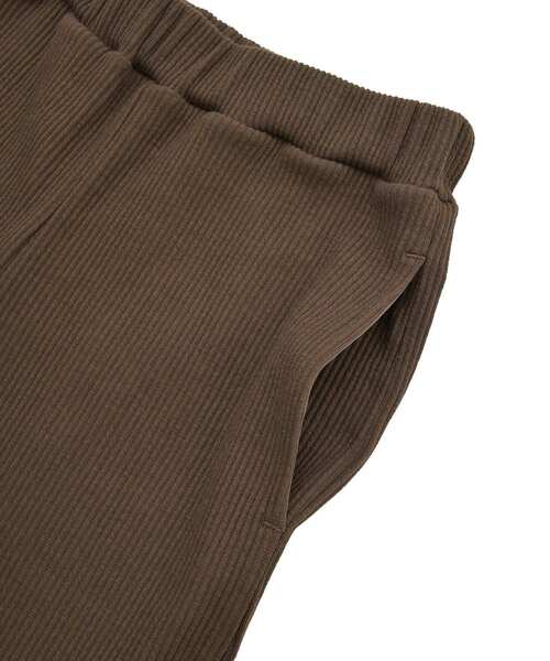 earth music&ecology（アースミュージックアンドエコロジー）の「【静電気防止】セルフカットテレコフレアパンツ（その他パンツ・レディース・ブラウン/ブラック/ライトベージュ・M/S）」の11枚目の写真