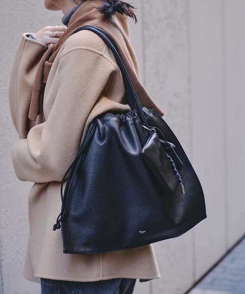 blancle（ブランクレ）の「blancle/ブランクレ italy cow big tote（トートバッグ・レディース・ベージュ系その他/ブラック・FREE）」の2枚目の写真