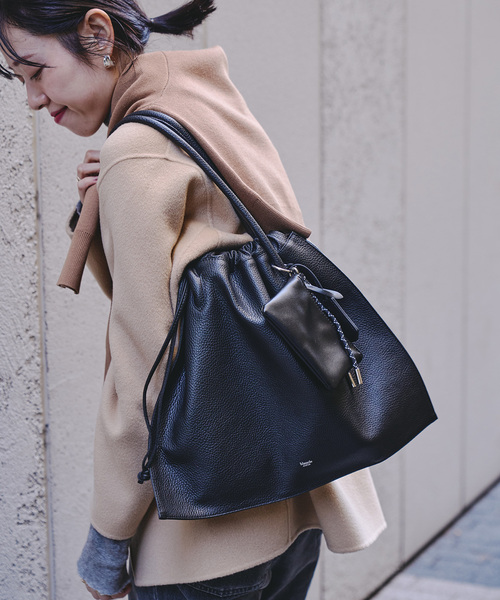 blancle（ブランクレ）の「blancle/ブランクレ italy cow big tote（トートバッグ・レディース・ベージュ系その他/ブラック・FREE）」の5枚目の写真