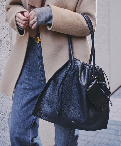 blancle（ブランクレ）の「blancle/ブランクレ italy cow big tote（トートバッグ・レディース・ベージュ系その他/ブラック・FREE）」の6枚目の写真