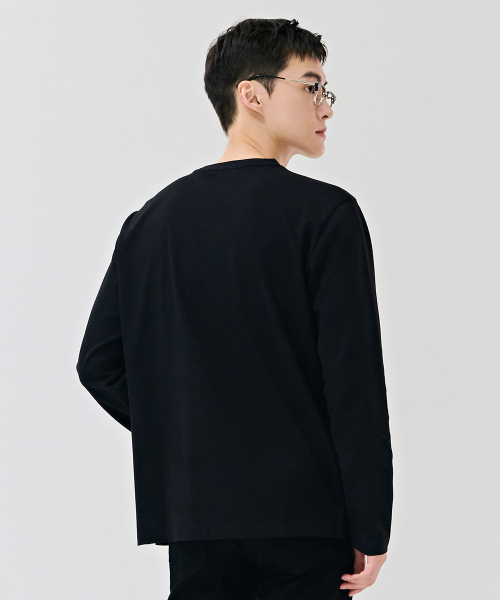 CHASECULT(チェイスカルト)の「男性ベーシック長袖Tシャツ-DEZK5101B03(Tシャツ/カットソー・メンズ・ブラック・105/100/110/95)」の3枚目の写真