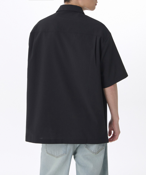 MUSINSA STANDARD（ムシンサスタンダード）の「クリーズ リラックスド ハーフジップシャツ [ブラック]（ポロシャツ・メンズ・その他・SMALL/MEDIUM/LARGE/X-LARGE/XX-LARGE）」の2枚目の写真