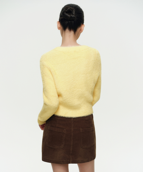 MUSINSA STANDARD WOMAN(ムシンサスタンダードウーマン)の「レディースファジークルーネックニット【イエロー】(ニット/セーター・レディース・その他・SMALL/MEDIUM/LARGE/X-SMALL)」の3枚目の写真