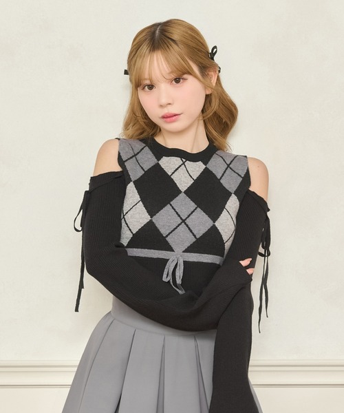 apres jour（アプレジュール）の「肩あきアーガイルニット（ニット/セーター・レディース・ホワイト系その他/ブラック系その他/グレー・X-LARGE/フリー）」の2枚目の写真