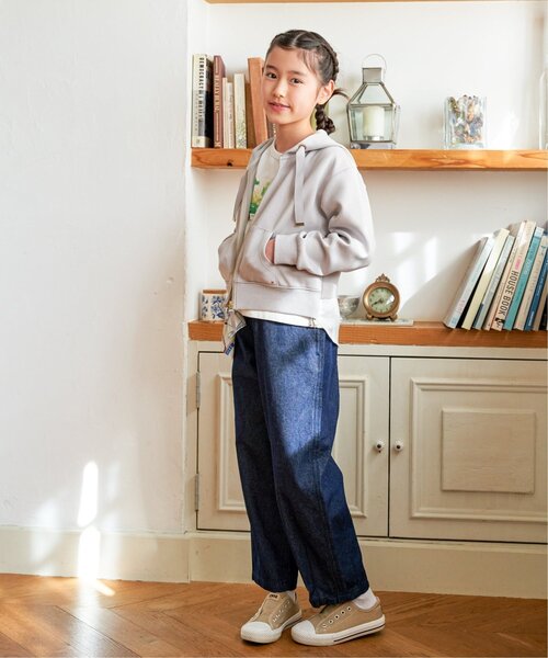 ikka(イッカ)の「スカーフベルト付きバレルデニムパンツ(デニムパンツ・キッズ・ブルー/ネイビー・130/140/150/160)」の17枚目の写真