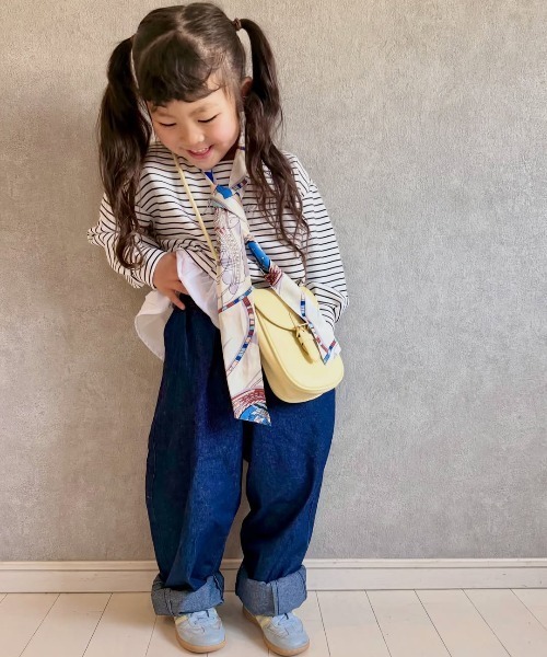 ikka(イッカ)の「スカーフベルト付きバレルデニムパンツ(デニムパンツ・キッズ・ブルー/ネイビー・130/140/150/160)」の4枚目の写真