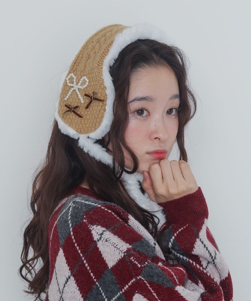 WEGO（ウィゴー）の「WEGO/リボンモチーフニットイヤーマフ（イヤーマフ・レディース・ライトピンク/オフホワイト/ベージュ・FREE）」の3枚目の写真