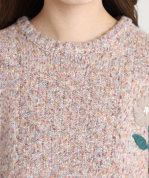 Emago(イマゴ)の「EMAGO チェック編みとお花刺繍プルオーバー(ニット/セーター・レディース・アイボリー/ブラック/マスタード・FREE)」の20枚目の写真