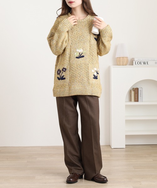 Emago(イマゴ)の「EMAGO チェック編みとお花刺繍プルオーバー(ニット/セーター・レディース・アイボリー/ブラック/マスタード・FREE)」の12枚目の写真