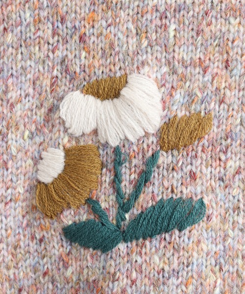 Emago(イマゴ)の「EMAGO チェック編みとお花刺繍プルオーバー(ニット/セーター・レディース・アイボリー/ブラック/マスタード・FREE)」の22枚目の写真