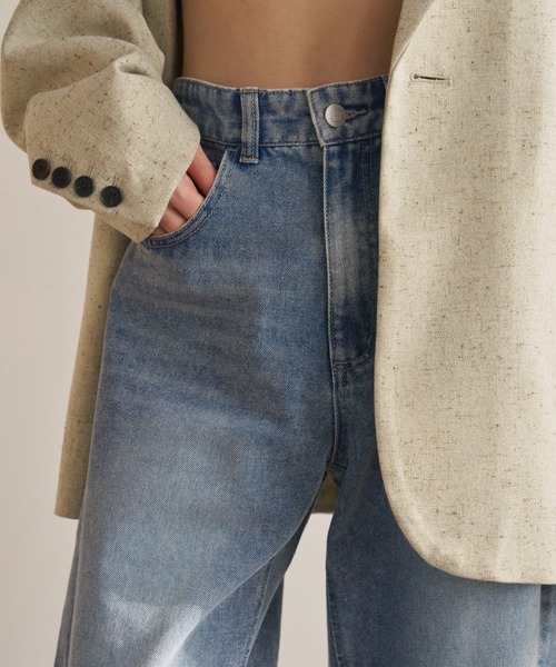 AIC.（エーアイシー）の「カーブダーツレッグデニムパンツ（デニムパンツ・レディース・ブルー・FREE）」の16枚目の写真