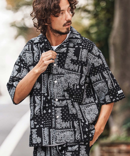 felkod(フィルコッド)の「mhs2477-Bandana Pattern Open Collar Shirts シャツ(F26S140)(シャツ/ブラウス・メンズ・ホワイト/ブラック・S/M/L)」の2枚目の写真