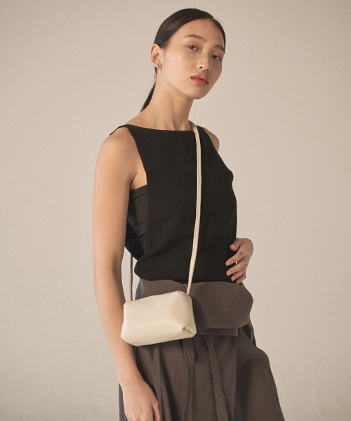YURT（ユルト）の「BOU_S_3カラー（ショルダーバッグ・レディース・ホワイト/ブラック/アイボリー/シルバー・FREE）」の20枚目の写真
