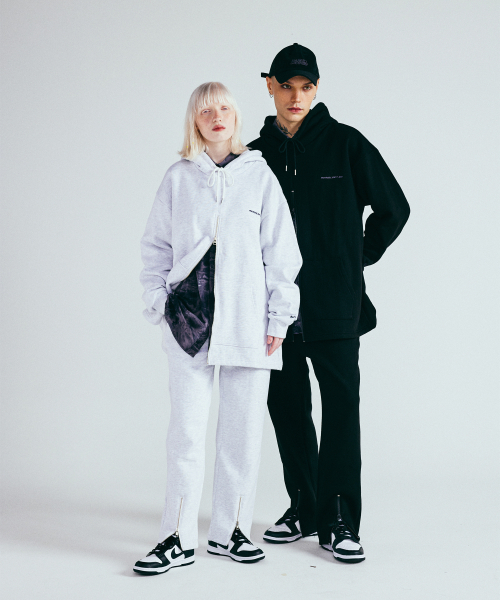 KINETICLO（キネティクロ）の「フロントオープンパンツ(1%MELANGE)（スウェットパンツ・レディース・その他・MEDIUM/LARGE/X-LARGE）」の2枚目の写真