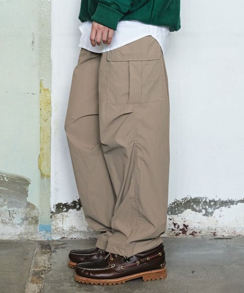 UNION BALANT（ユニオンバランテ）の「ナイロンストッパーパンツキャメル（スウェットパンツ・メンズ・その他・LARGE/X-LARGE）」の5枚目の写真