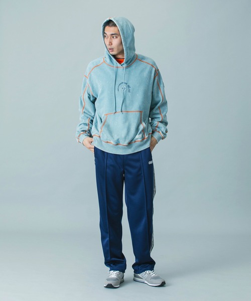 SILAS(サイラス)の「【UK COLLECTION】CIRCLE LOGO SWEAT HOODIE(パーカー・メンズ・オフホワイト/ブラック/ライトブルー・S/M/L)」の13枚目の写真