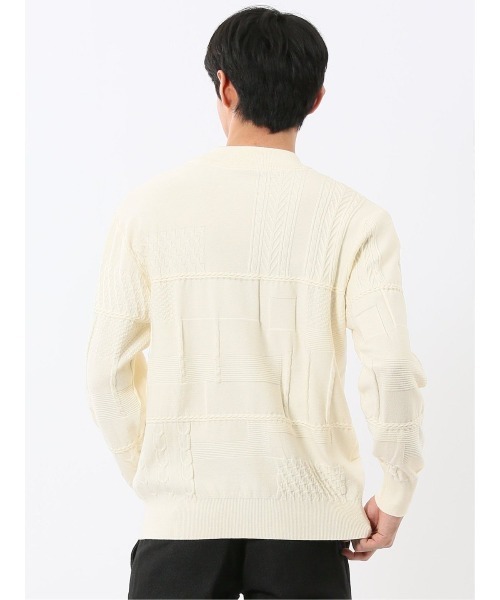 TAKA-Q(タカキュー)の「【ストレッチ ウォッシャブル】タカキュー パッチワーク柄 モックネック ニット セーター(ニット/セーター・メンズ・ブラック/アイボリー・MEDIUM/LARGE/X-LARGE)」の4枚目の写真