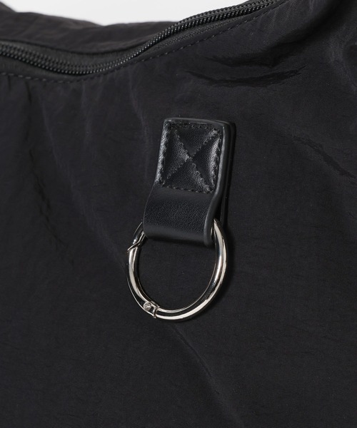 RAGEBLUE（レイジブルー）の「2Way Synthetic Leather Round Shoulder hand bag /タックラウンドショルダーハンドバッグ（ショルダーバッグ・メンズ・ブラック系その他/ブラウン系その他/ブラック系その他2/ベージュ・FREE）」の12枚目の写真