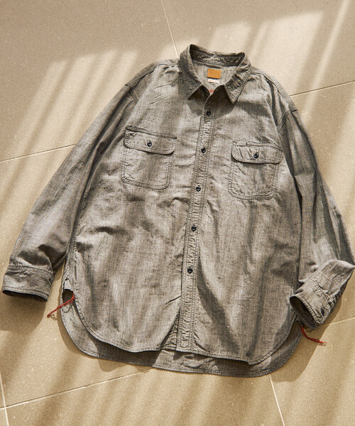 FREAK'S STORE(フリークスストア)の「【日本製】JAPAN CHAMBRAY SHT LS/ジャパン シャンブレー ロングスリーブシャツ(シャツ/ブラウス・メンズ・ブラック/ブルー・SMALL/MEDIUM/LARGE)」の3枚目の写真