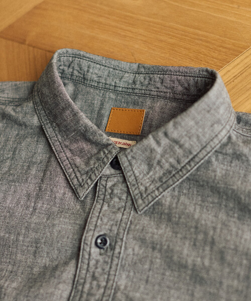 FREAK'S STORE(フリークスストア)の「【日本製】JAPAN CHAMBRAY SHT LS/ジャパン シャンブレー ロングスリーブシャツ(シャツ/ブラウス・メンズ・ブラック/ブルー・SMALL/MEDIUM/LARGE)」の5枚目の写真