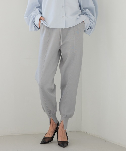 HEREIAM（ヘレイアム）の「【HEREIAM】グリッターニットJOG（その他パンツ・レディース・アイボリー/シルバーグレー/ブラック・MEDIUM/SMALL）」の20枚目の写真