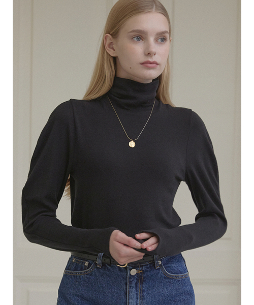 NONLOCAL(ノンローカル)の「Wool Tencel Volume Sleeve Turtleneck - Black(Tシャツ/カットソー・レディース・その他・FREE)」の2枚目の写真