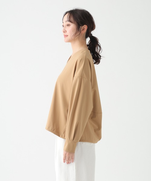 Elura(エルーラ)の「ハイテンションプルオーバー/650196(Tシャツ/カットソー・レディース・ブラック/カーキ/ベージュ・FREE)」の14枚目の写真