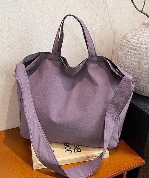 TONE SELECT GOODS(トーンセレクトグッズ)の「urbanfemine./大人カジュアル 大容量 軽量 2way ショルダーバッグ U7603(ショルダーバッグ・レディース・カーキ/ブラック/イエロー/パープル・FREE)」の6枚目の写真