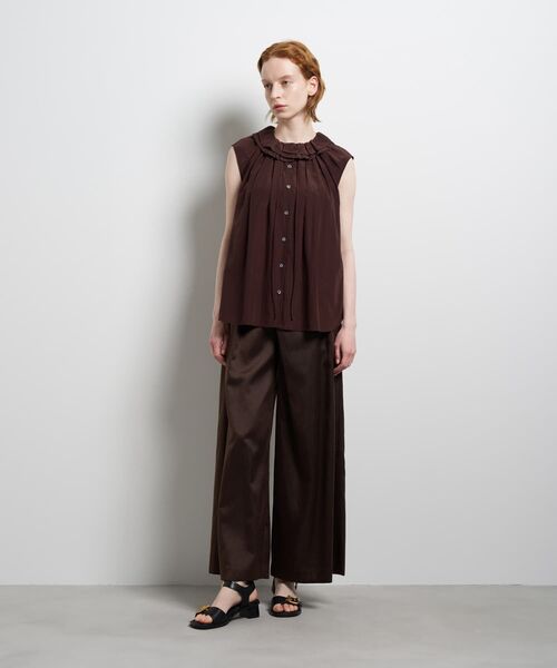 LANVIN en Bleu（ランバンオンブルー）の「トリアセローンノースリフリルブラウス（シャツ/ブラウス・レディース・オフホワイト/ブラック/ボルドー・38）」の4枚目の写真