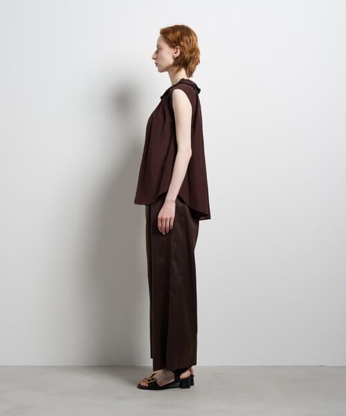 LANVIN en Bleu（ランバンオンブルー）の「トリアセローンノースリフリルブラウス（シャツ/ブラウス・レディース・オフホワイト/ブラック/ボルドー・38）」の5枚目の写真