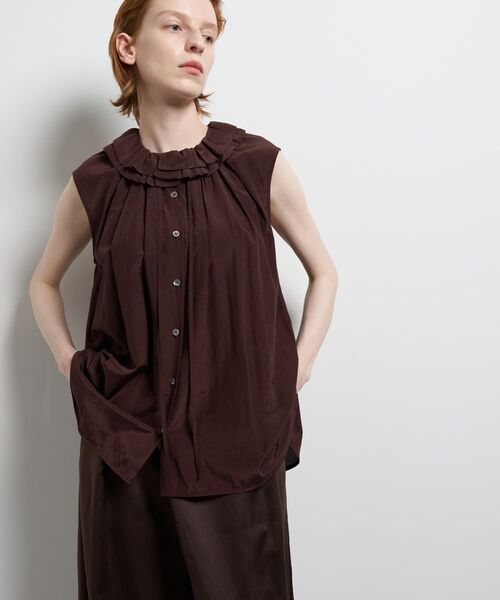 LANVIN en Bleu（ランバンオンブルー）の「トリアセローンノースリフリルブラウス（シャツ/ブラウス・レディース・オフホワイト/ブラック/ボルドー・38）」の7枚目の写真