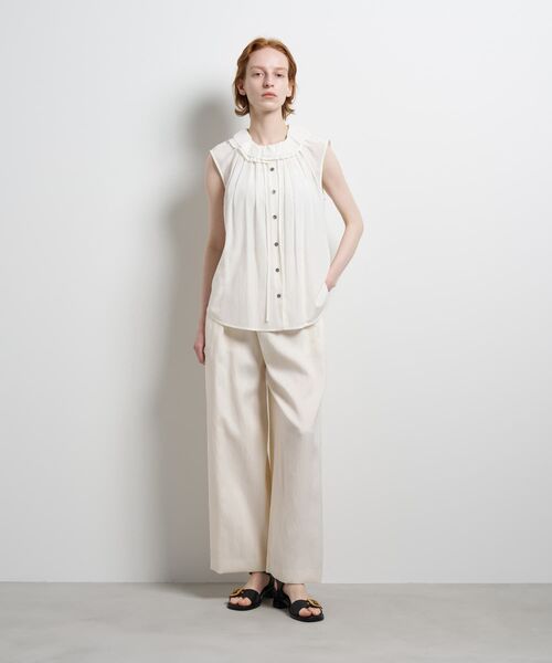 LANVIN en Bleu（ランバンオンブルー）の「トリアセローンノースリフリルブラウス（シャツ/ブラウス・レディース・オフホワイト/ブラック/ボルドー・38）」の12枚目の写真