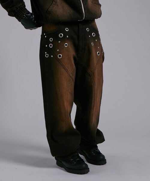 WHO'S WHO gallery(フーズフーギャラリー)の「アイレットスタッズスウィッチングブラストデニム(デニムパンツ・レディース・ネイビー/サックスブルー/ブラック・FREE)」の18枚目の写真