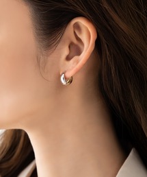 【金属アレルギー対応】キャッチレスのぷっくりドロップフープフィットピアス