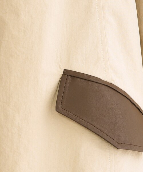 OPAQUE.CLIP（オペークドットクリップ）の「撥水ステンカラーコート【洗える】（ステンカラーコート・レディース・ベージュ/ネイビー・40/38）」の6枚目の写真