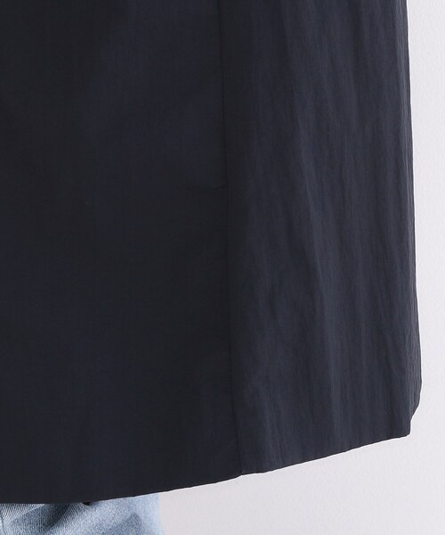 OPAQUE.CLIP（オペークドットクリップ）の「撥水ステンカラーコート【洗える】（ステンカラーコート・レディース・ベージュ/ネイビー・40/38）」の17枚目の写真